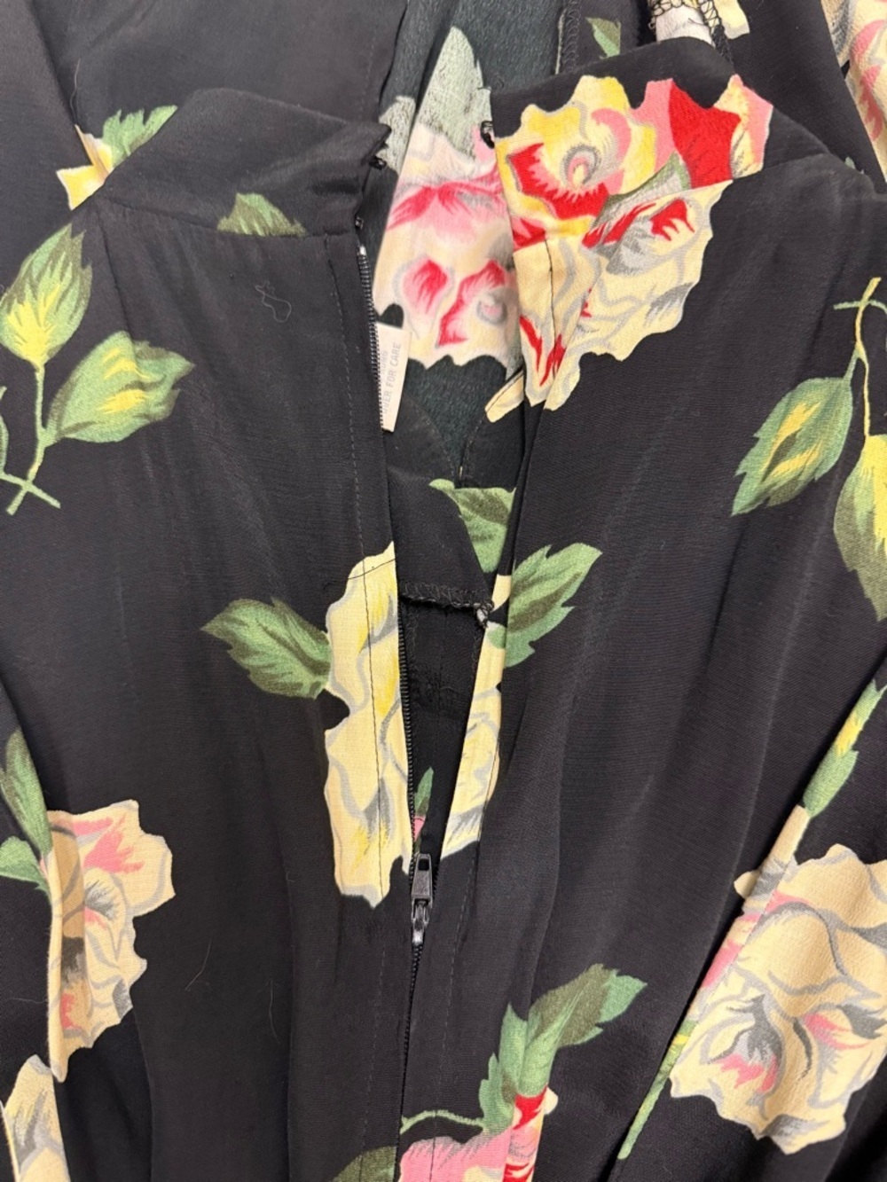 VINTAGE 90’s Asian Express Black Rose Lace Up Back Floral Maxi Dress - 7/8 - Picture 13 of 16
